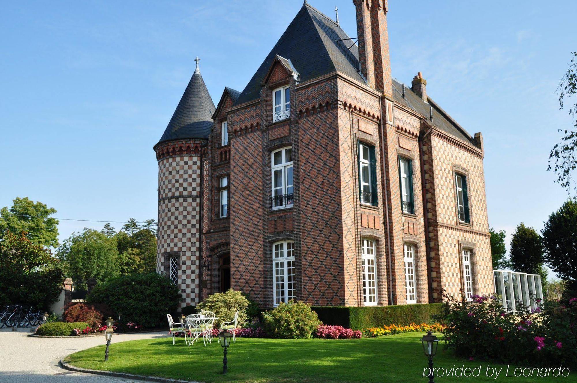 Chateau Le Clos Verneuil d'Avre et d'Iton Luaran gambar