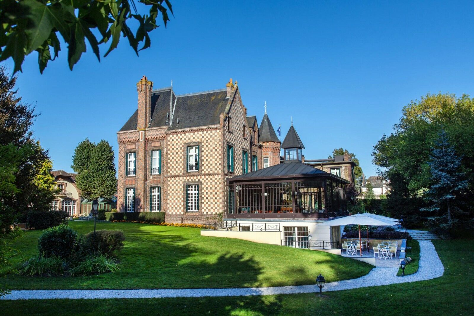Chateau Le Clos Verneuil d'Avre et d'Iton Luaran gambar
